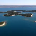 Prodan Appartamento Fažana