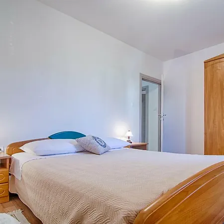 Prodan * Фажана