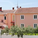 Prodan Daire Fažana