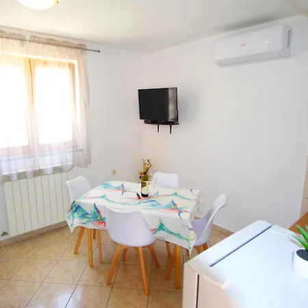 Prodan Apartament Fažana